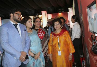 Union Minister of State for Environment, Forest and Climate change Shri Babul Supriyo visits IFFI@50 exhibition