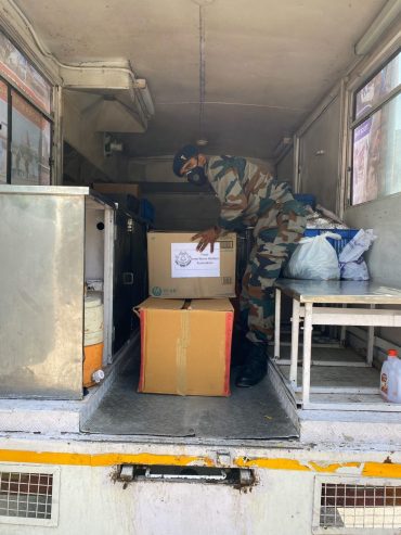 Army Wives Welfare Organisation (AWWA) provides 3,700 food packets to the needy in Delhi