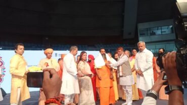 Ministry of Culture and BJP’s Mandir Pujari Prakoshth Call for Rejuvenating Indian Civilization in Keeping with Hindu heritage More than 10000 attend event at Talkatora Stadium including thousands of sadhus and pujaris