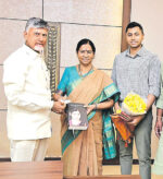 Galla Arunakumari: Income of Rs 50 lakh from the book will be given to poor students.