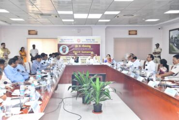 MoS V Somanna conducts review meeting at SWR Headquarters to review the status of Railway Projects of Karnataka