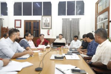 Strict instructions to remove unauthorized advertisements, close potholes, and take precautionary measures against rain in BBMP limits:Tushar Giri Nath